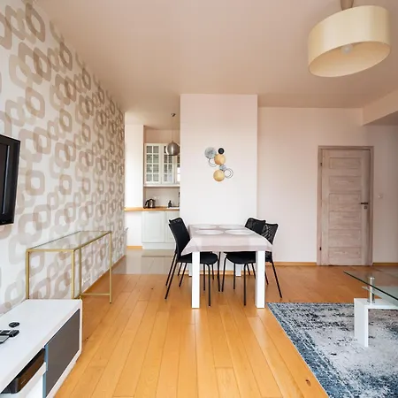 Obrzezna Beige * Warszawa